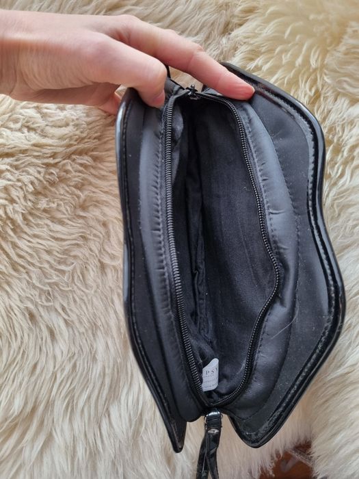 Cekinowa kopertówka