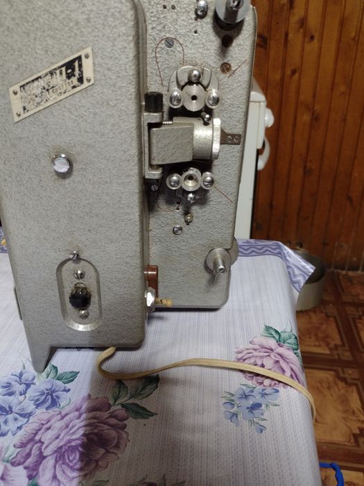 Продам кіно проектор СССР.