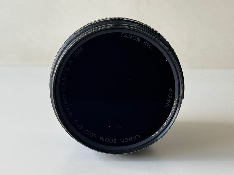 Objetiva Canon EF-S 15-85mm f/3,5-5.6 IS USM