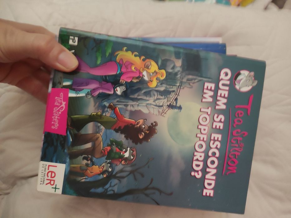 Coleção de livros juvenis