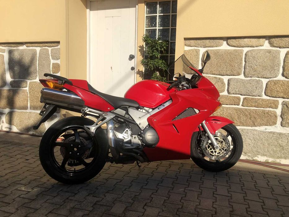 Honda VFR 800 VTEC