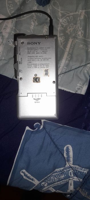 Gravador da sony dos anos 75 80 em bom estado de conservação trabalha