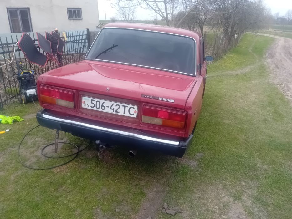 Ваз2107 сів і поїхав