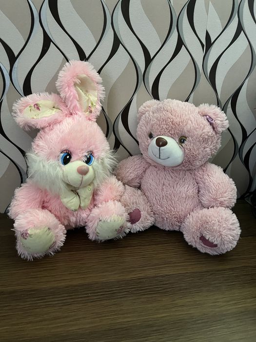 Мякі іграшки Зайчик та Ведмедик