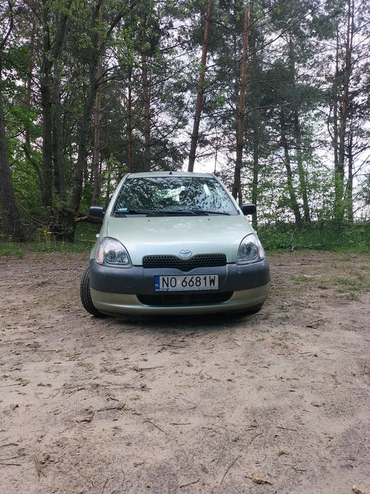 Toyota Yaris  1.0