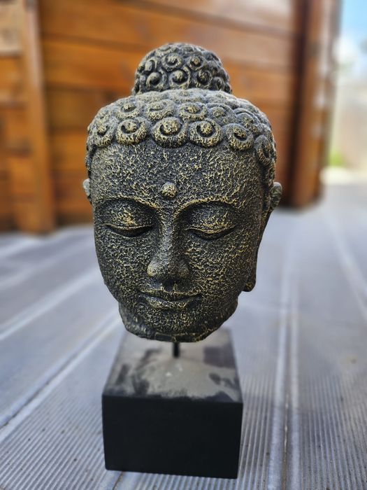 Estatuetas Orientais