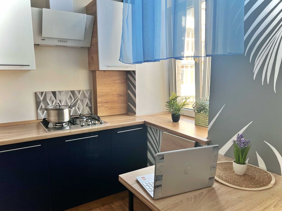 Улучшеный хостел вблизи улицы Льва Толстого/ СВЕТ по 24 часа в сутки!