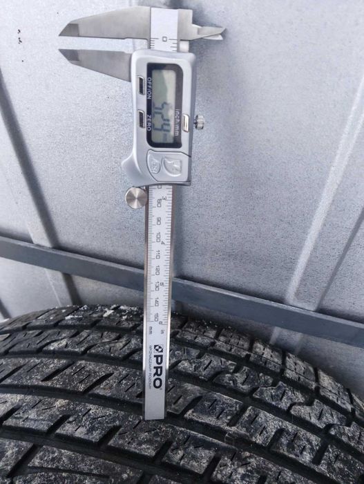 Opony Firestone 235/50R18 Zimowe