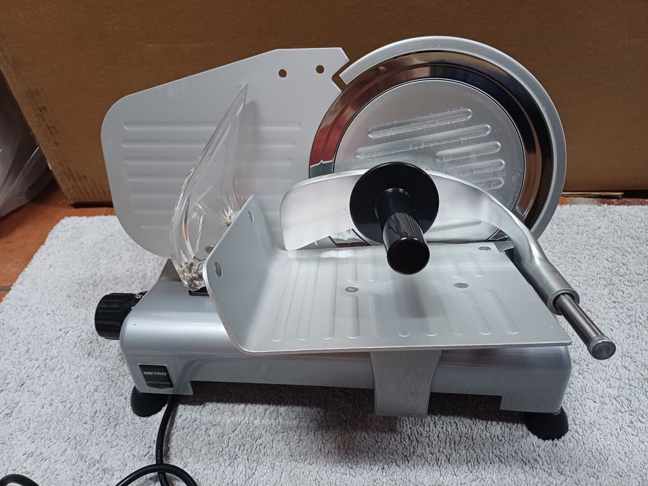 Fatiadora Profissional METRO Professional – Lâmina 190 mm