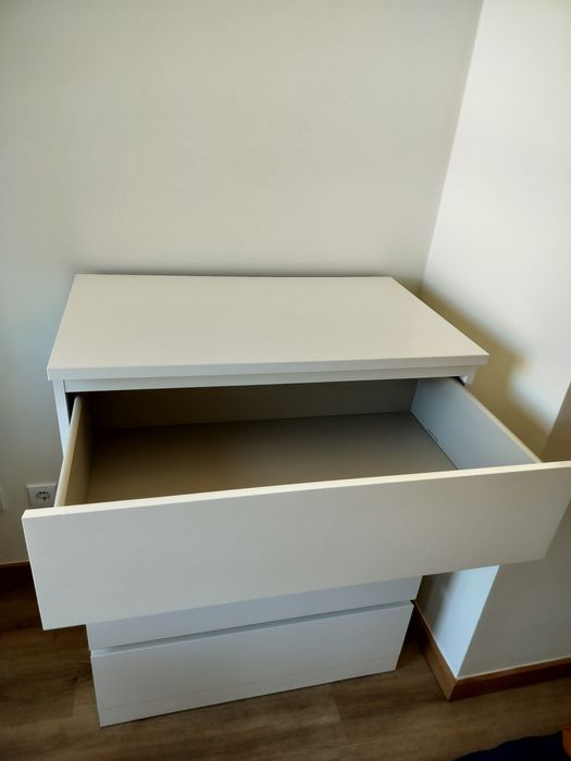 Cómoda MALM (IKEA) c/ 4 gavetas, branco