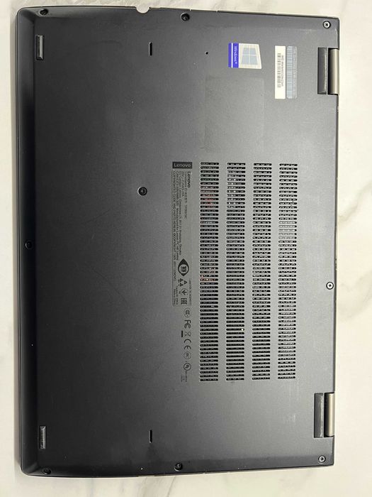 Lenovo Yoga X380 Core i5-8350U/8Гб DDR4/256Гб SSD/13,3" Full HD IPS