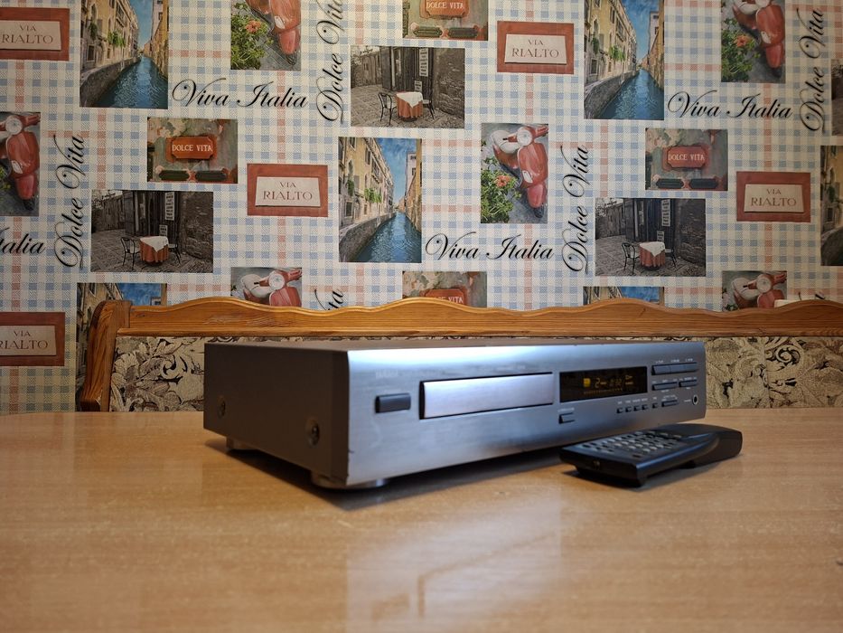 Стильный японский CD-проигрыватель Yamaha CDX-460,АССОРТИМЕНТ!