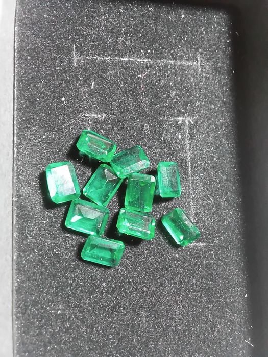 ESMERALDA da ZAMBIA  7X5MM C/ Certificado Preco por unidade