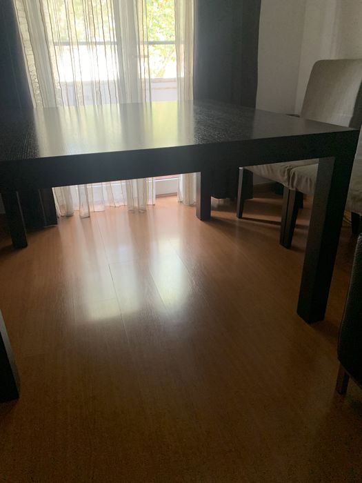 Mesa de sala de jantar (só mesa)