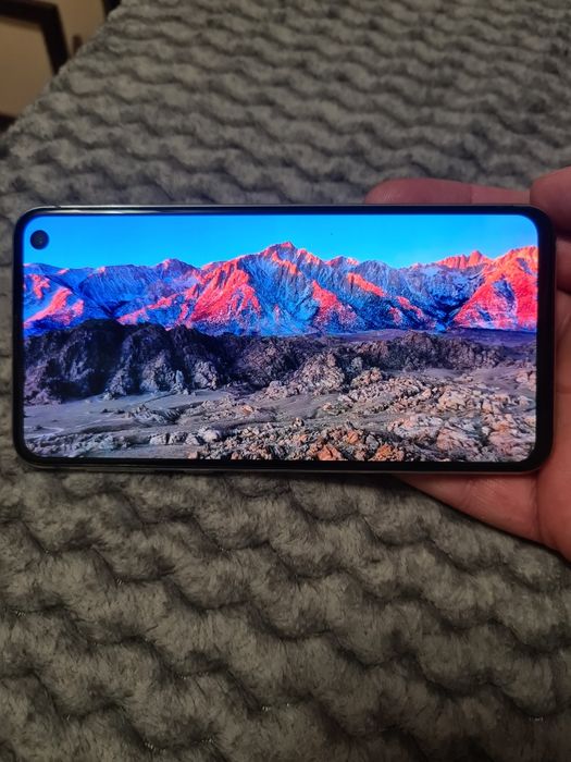 Samsung Galaxy S10e