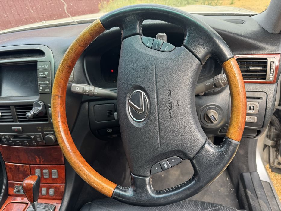 Салон lexus ls430 беж,черный