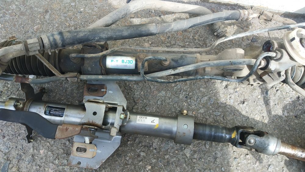 Рейка Mазда 323F ba в чудовому стані