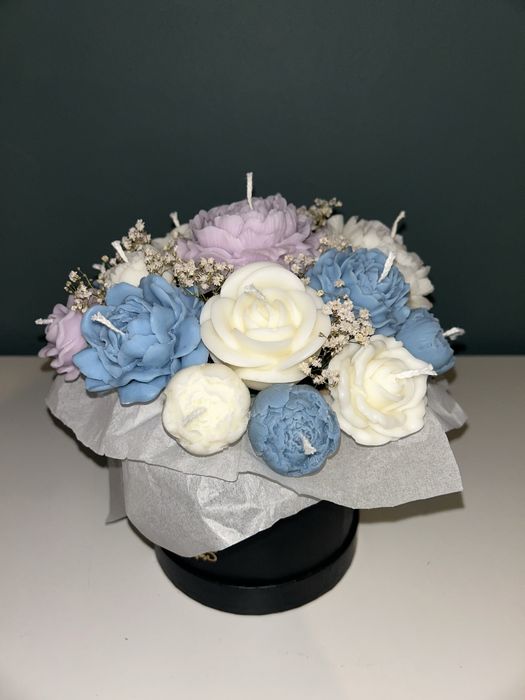 Ręcznie robiona kompozycja świec sojowych o zapachu róż