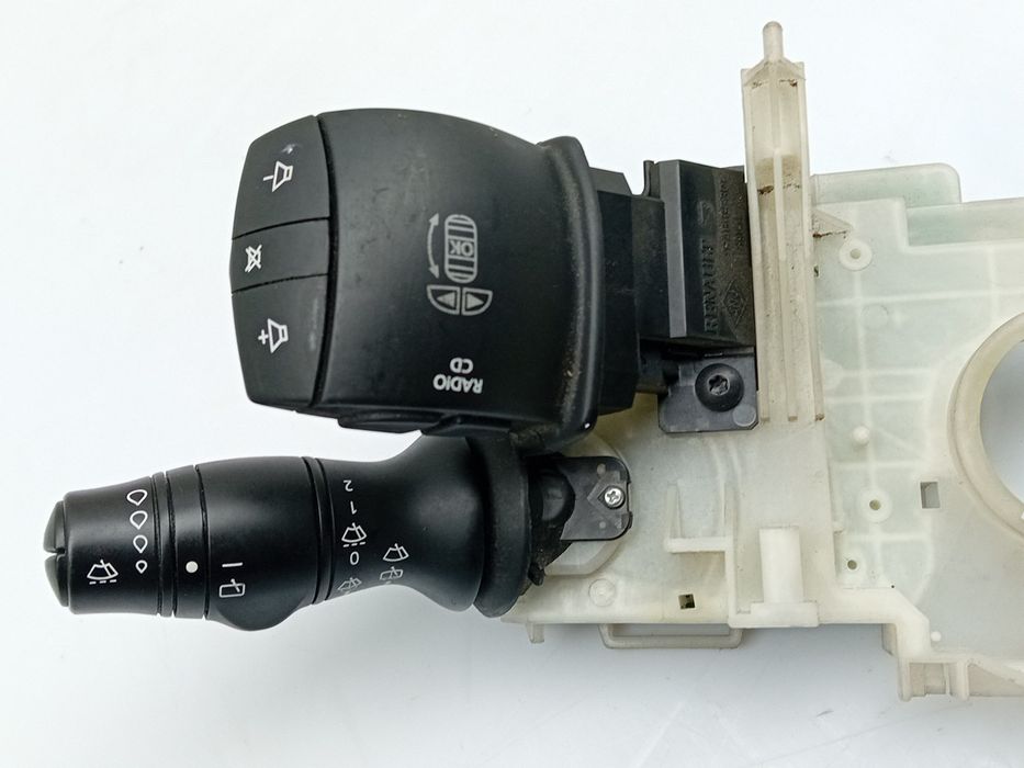 Conjunto / manetes de luzes e limpa vidros RENAULT Megane III (BZ0_)
