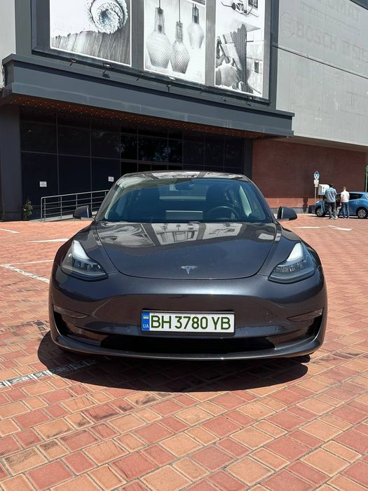 Авто під викуп! Tesla Model 3