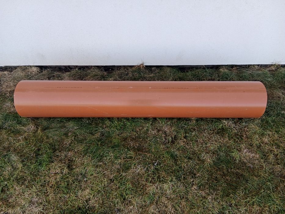 Rura kanalizacyjna 315x2000 gładka kineta