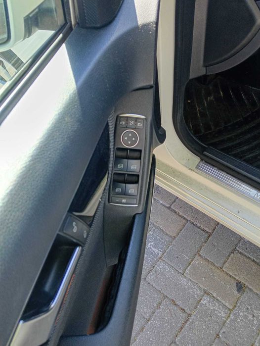Mercedes Benz C220 SW - Impecável