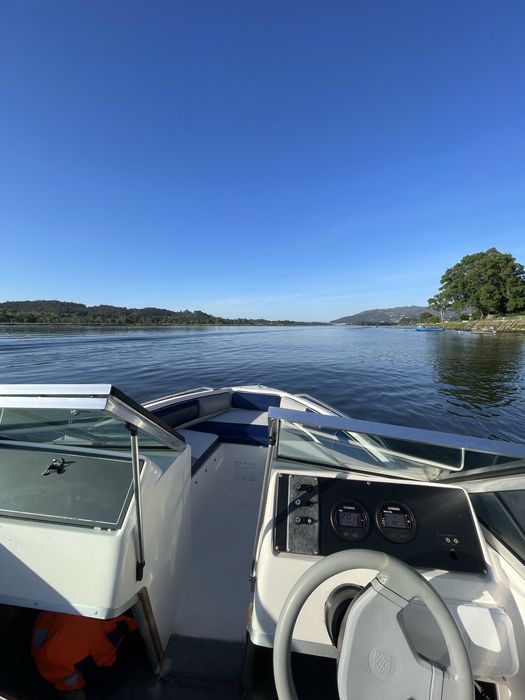 Four Winns 150 Freedom