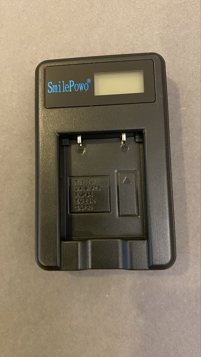 Зарядний пристрій для Olympus, Pentax, Nikon, Casio, Fujifilm