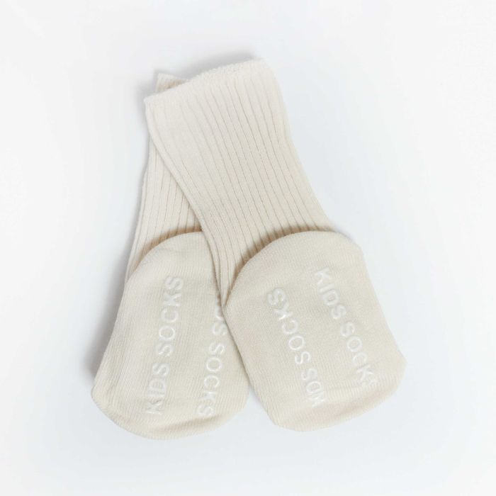 Meias antiderrapantes com boneco