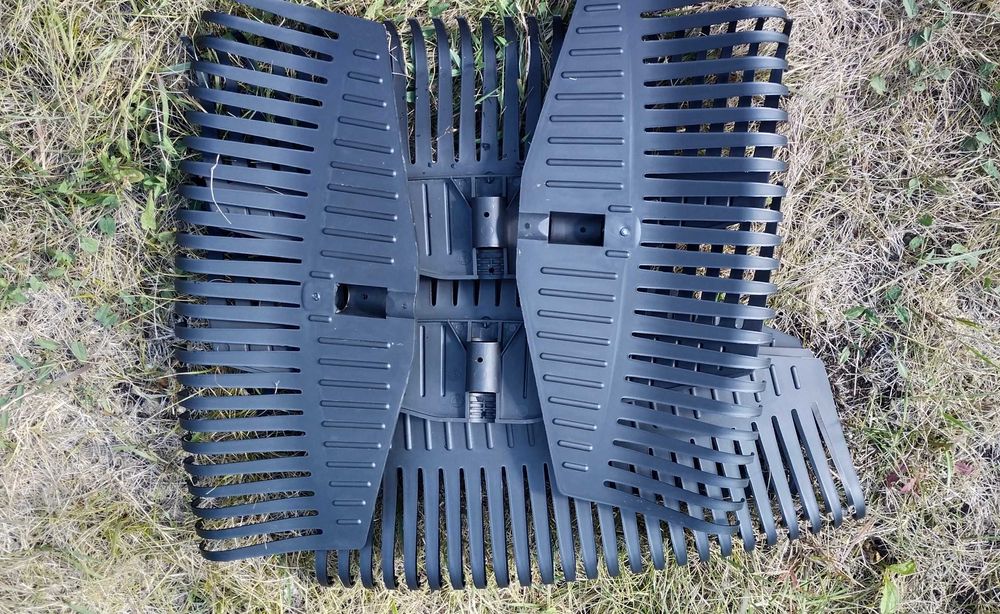 Якісні пластикові граблі