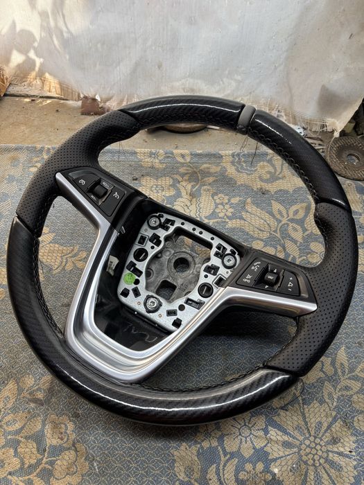 Руль opel insignia,astra j