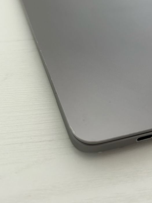 MacBook pro 16” (2019)