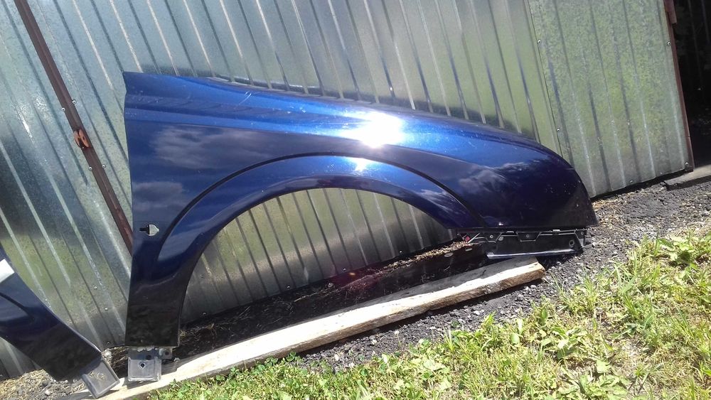 Opel Vectra C 02-05r błotnik prawy przód granatowy Z21A