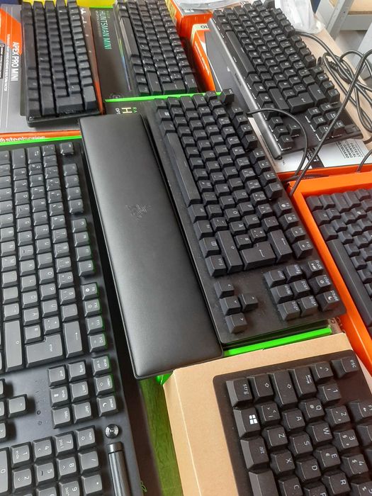 Тільки ОПТ / Клавіатури з Європи Razer Microsoft  SteelSeries