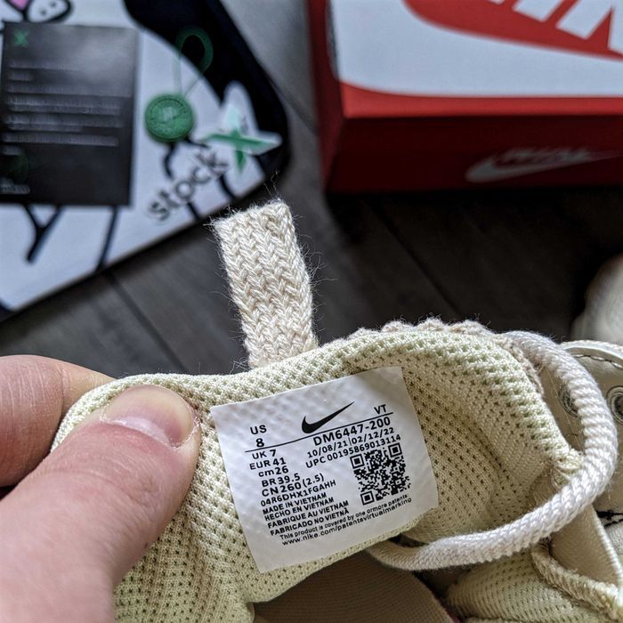 Женские кроссовки Stussy X Nike Air Zoom Spiridon Cage 2 'Fossil'