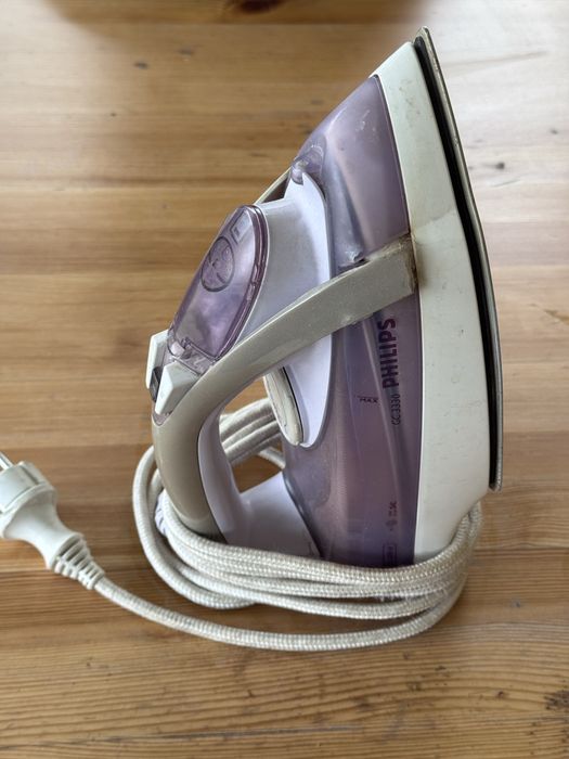 Праска PHILIPS GC3330