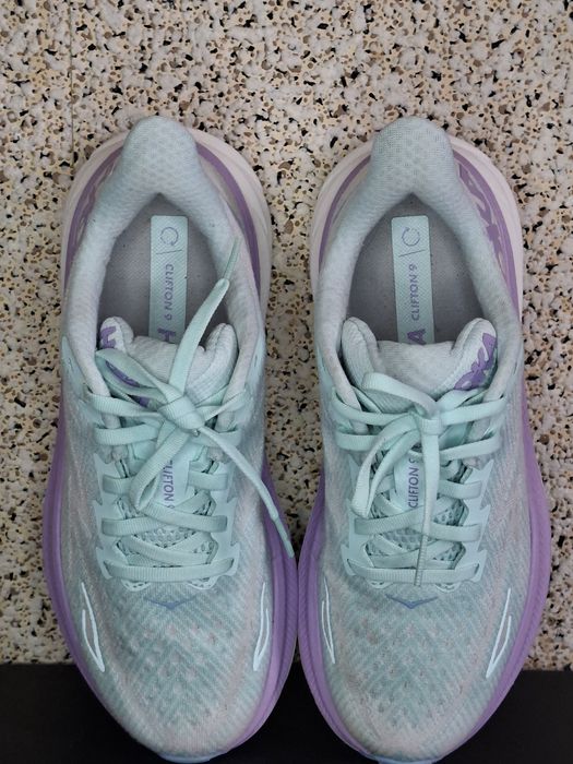 Кроссовки Hoka One One Clifton9 .