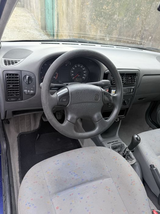 Carro polo 99 gasolina