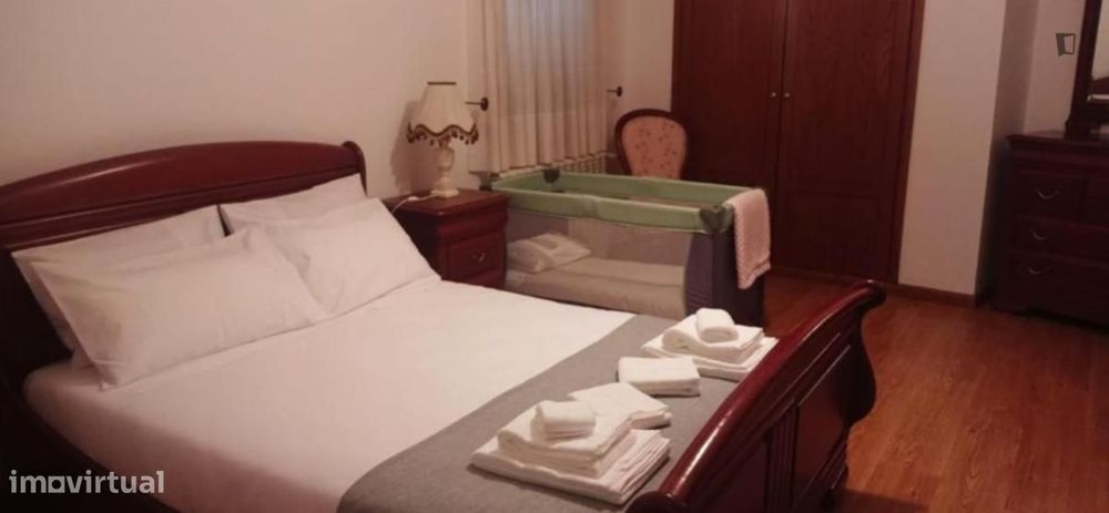 Casa com 3 quartos - localizado em Braganca