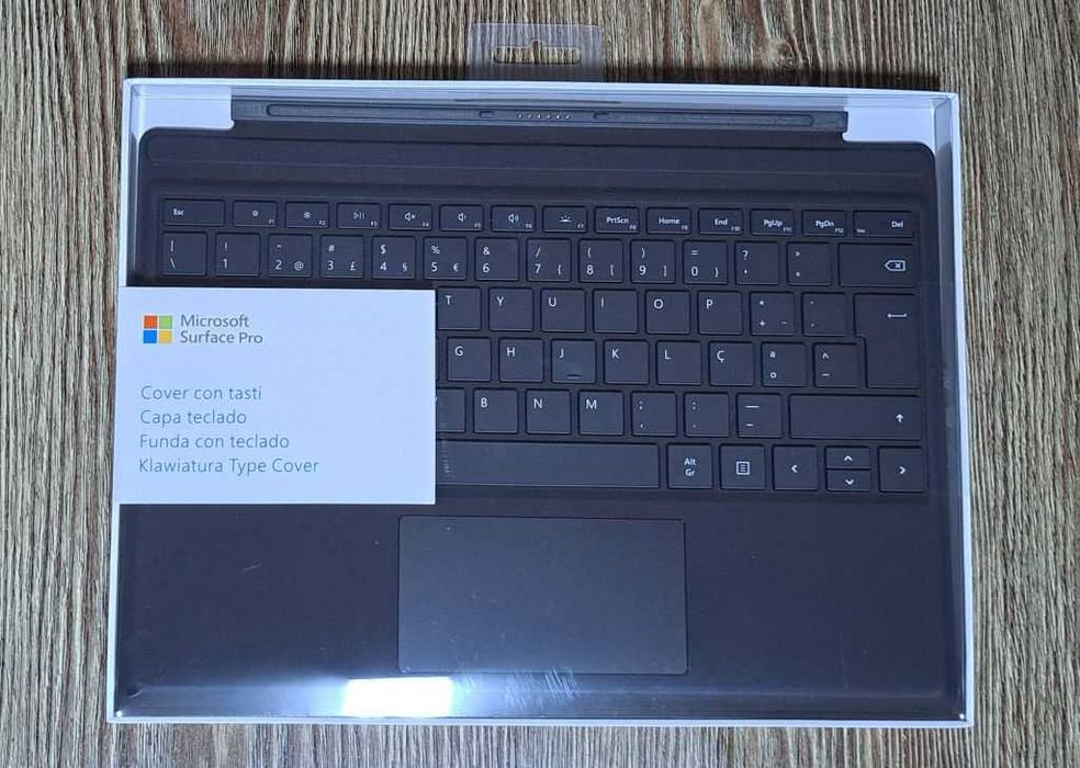 New Surface Pro Keyboard (Portuguese-Portugal Layout)64751983524610120