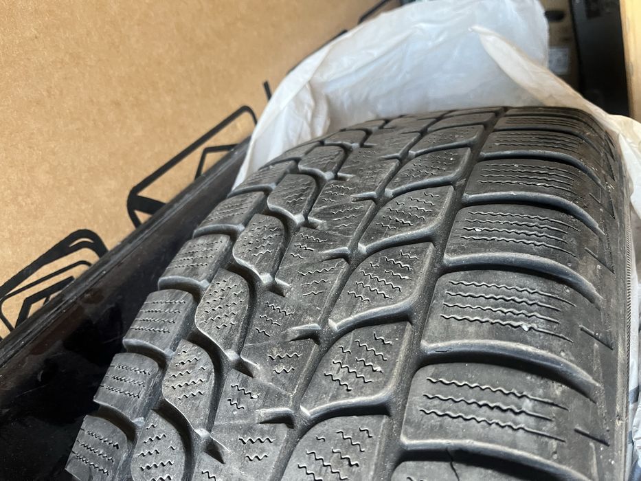 Шини зимові БВ Bridgestone  235/60/17