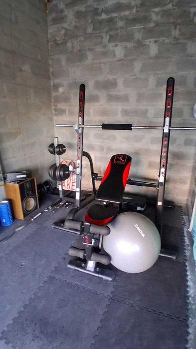 Ginásio com o essencial funcional