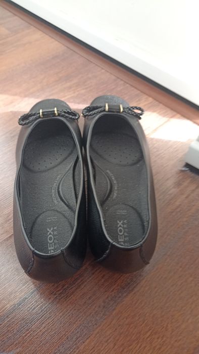 Sabrinas Geox pretas NOVAS 37