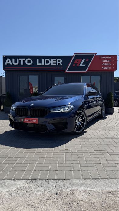 BMW БМВ 5 series 520D XDrive Sport Line G30 2017 р 2.0 дизель 8АКПП 220 к.с.