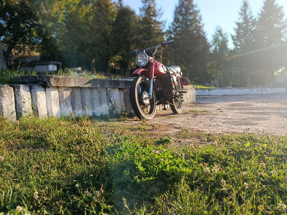 Продам мотоцикл минск 125