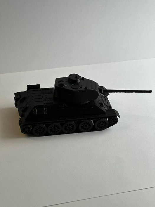 Сборная модель танка Т-34