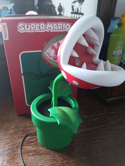 Candeeiro planta piranha super Mario
