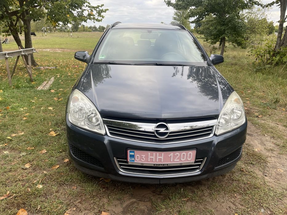 Опель Астра Н 1.4 бензин