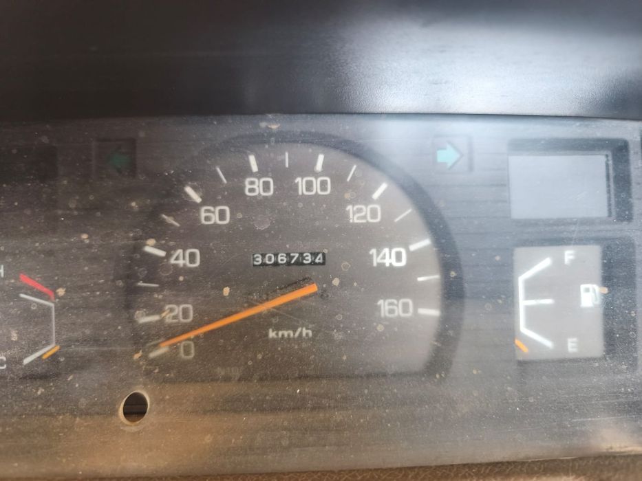 Toyota Hilux 2.4