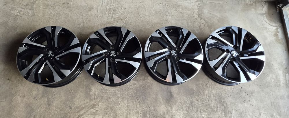 Alufelgi Peugeot 2008   4x108 et32  6,5" jak nowe